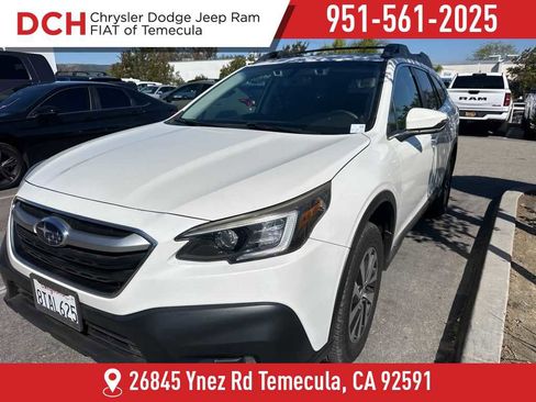 Used 2021 Subaru Outback Premium AWD/4WD image 1