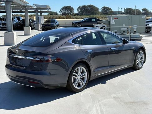 Used 2015 Tesla Model S 90D image 6
