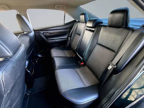 Used 2019 Toyota Corolla SE FWD image 19