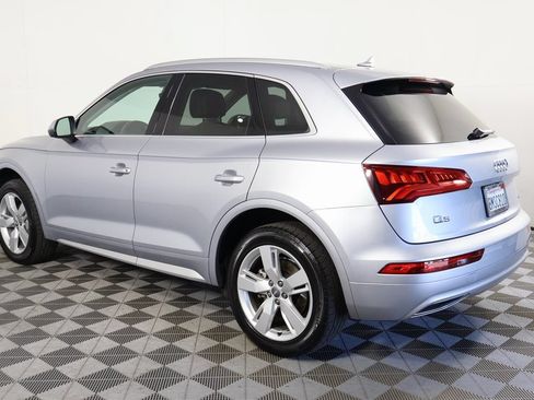 Used 2019 Audi Q5 Premium w/ Convenience Package AWD/4WD image 6
