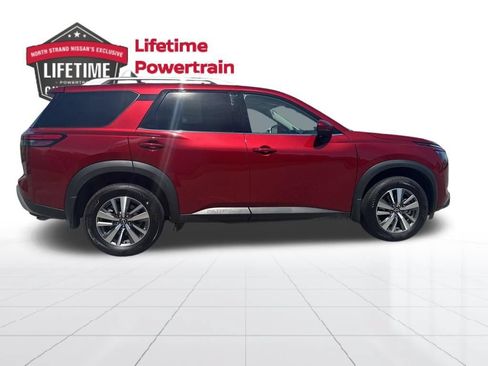 Certified 2025 Nissan Pathfinder SL AWD/4WD image 8