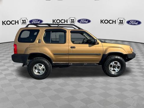 Used 2000 Nissan Xterra XE AWD/4WD image 9