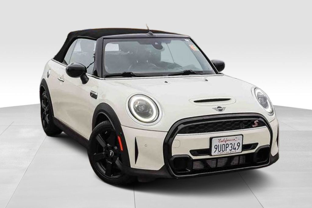 Used 2023 MINI Cooper S FWD image 2