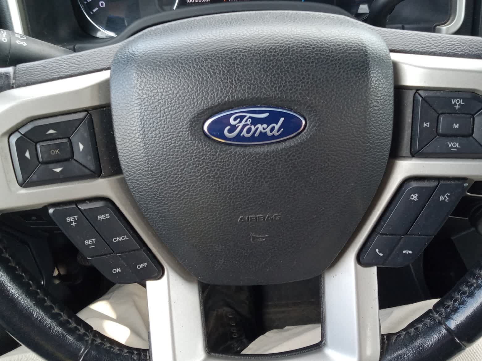 Used 2022 Ford F250 Lariat w/ Lariat Ultimate Package AWD/4WD image 21