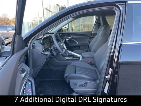 New 2025 Audi Q5 Prestige image 21