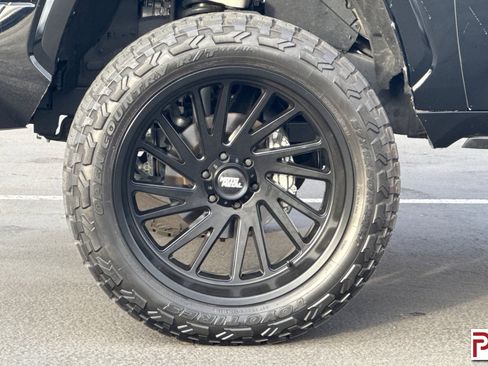 Used 2024 Toyota Tundra Platinum image 32