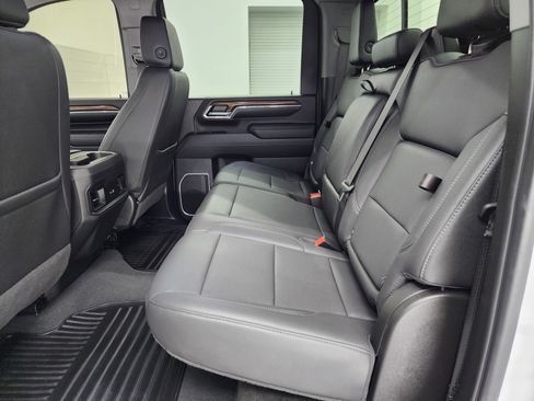 Used 2024 Chevrolet Silverado 2500 LT w/ Z71 Sport Edition image 9