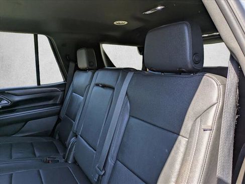 Used 2023 Chevrolet Tahoe Z71 w/ Luxury Package image 17