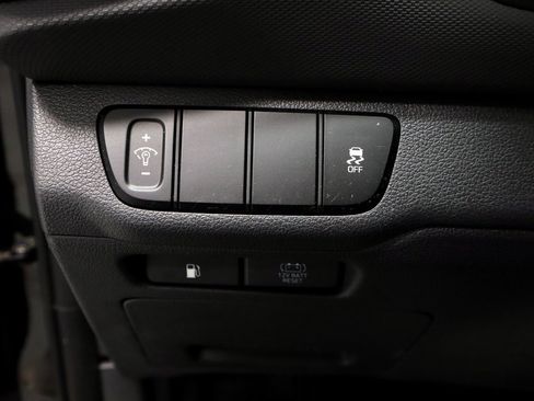 Used 2018 Hyundai Ioniq Blue image 26