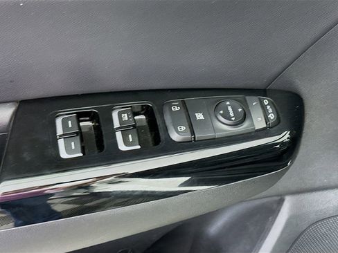 Used 2020 Kia Sportage EX FWD image 17