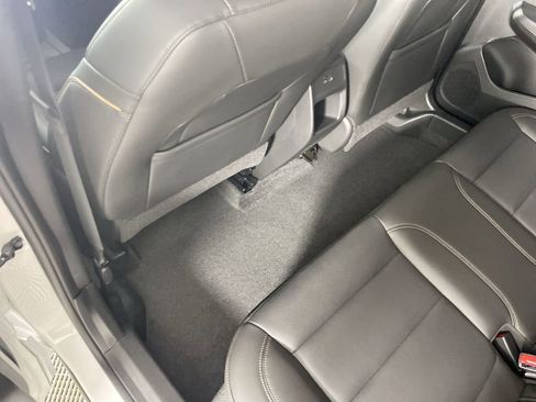 Used 2025 Buick Envista Avenir image 34