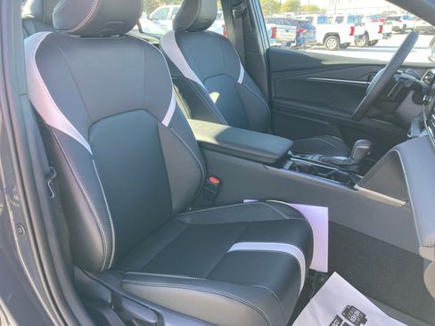 Used 2026 Toyota Camry SE w/ Convenience Package image 28