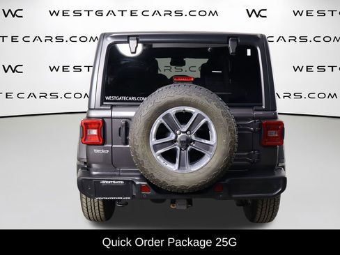 Used 2021 Jeep Wrangler Unlimited Sahara w/ Dual Top Group AWD/4WD image 4
