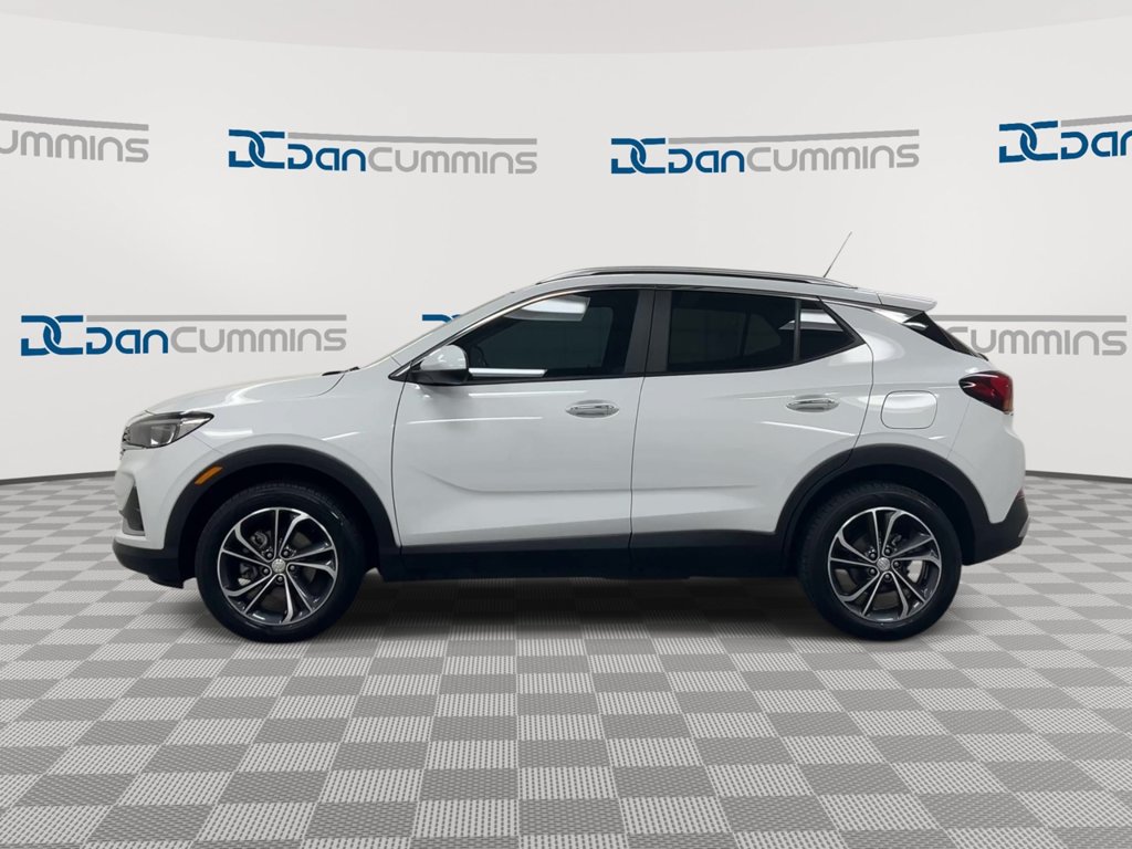 Used 2023 Buick Encore GX Select w/ Safety Package II AWD/4WD image 5