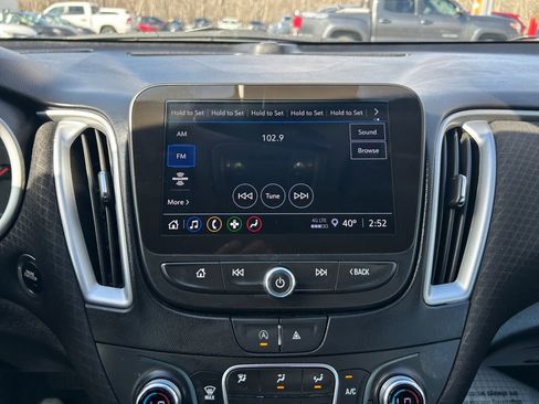 Used 2024 Chevrolet Malibu LT image 21