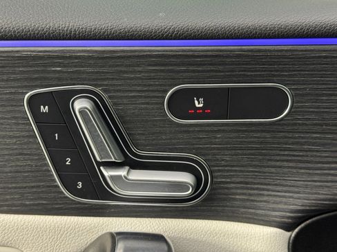 Used 2019 Mercedes-Benz A 220 w/ AMG Line image 17