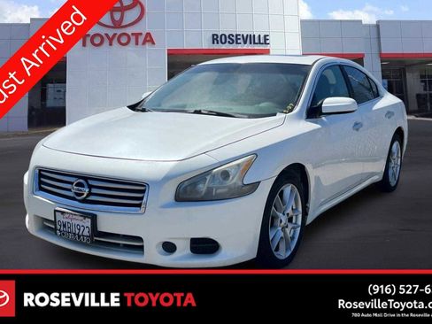 Used 2014 Nissan Maxima 3.5 S image 1