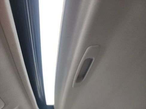 Used 2023 Toyota RAV4 XLE Premium image 35