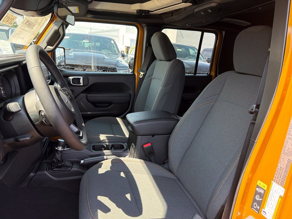 New 2026 Jeep Gladiator Sport AWD/4WD image 19