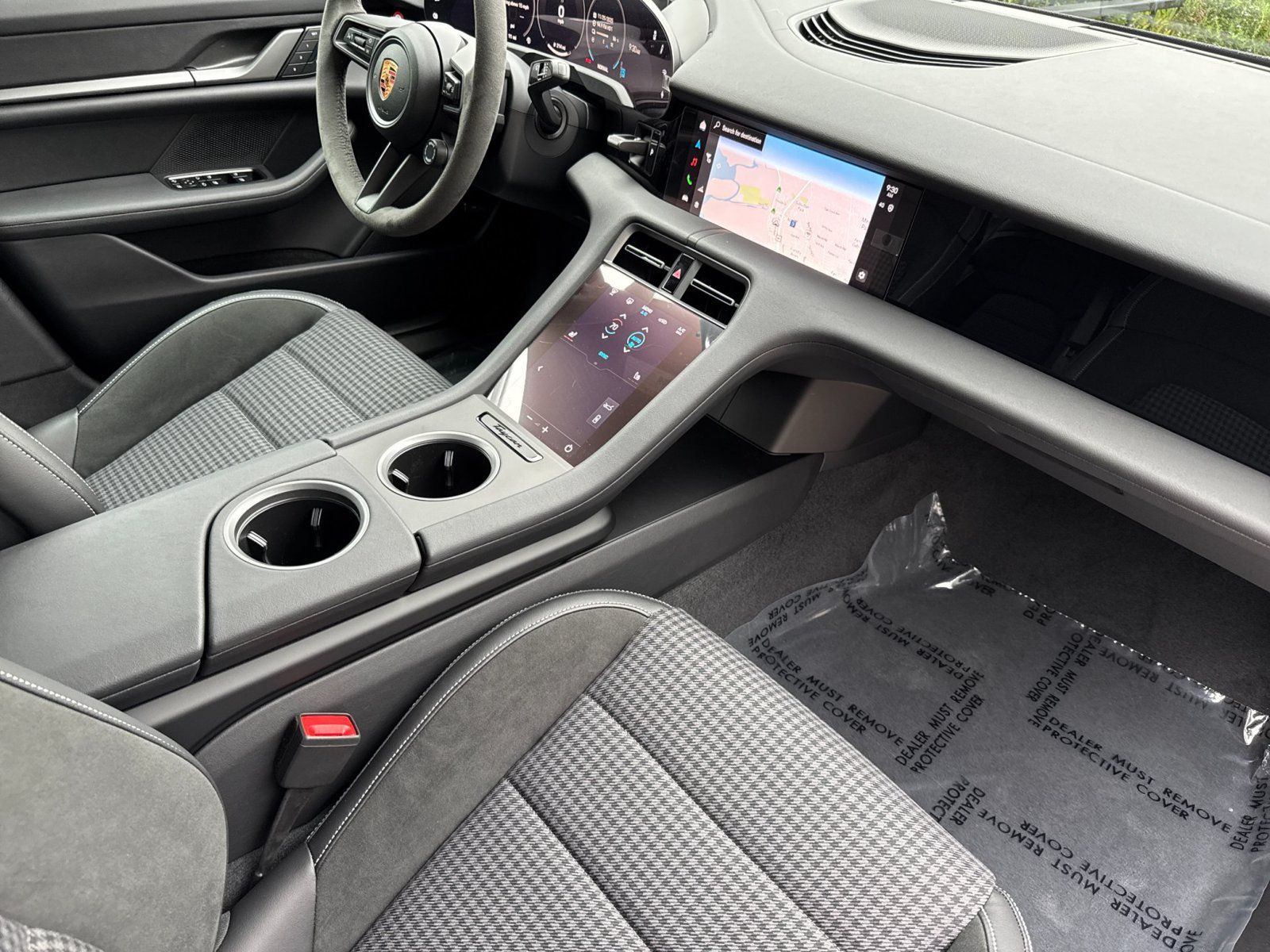 Certified 2026 Porsche Taycan AWD/4WD image 17