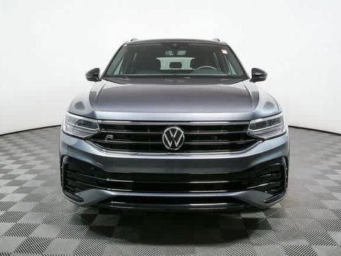 Certified 2023 Volkswagen Tiguan SE R-Line image 32