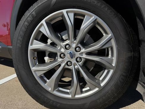 Used 2021 Ford Explorer Limited w/ Equipment Group 301A image 10