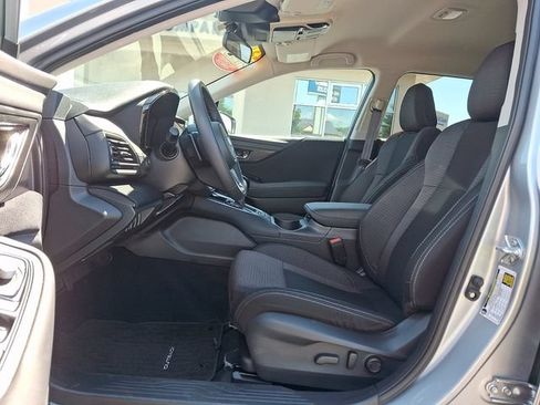 Certified 2025 Subaru Outback Premium AWD/4WD image 13