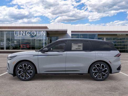 New 2026 Lincoln Nautilus Reserve AWD/4WD image 3