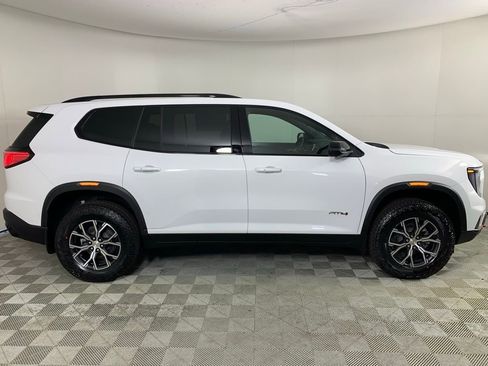 New 2026 GMC Acadia AT4 w/ Luxury Package image 9
