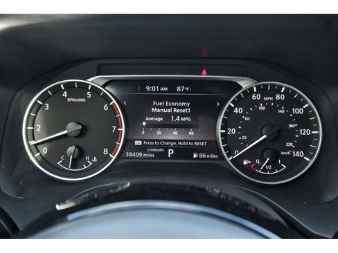 Used 2023 Nissan Rogue SV FWD image 14