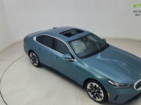 Used 2026 BMW 530i RWD image 76
