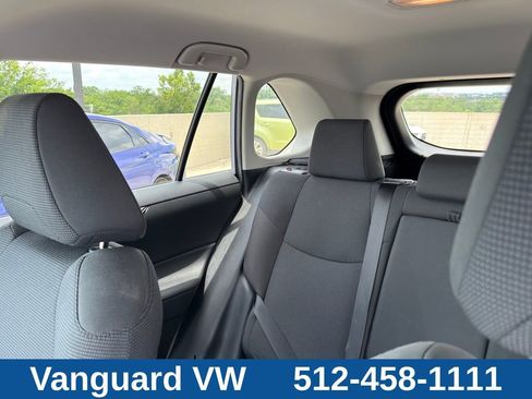 Used 2020 Toyota RAV4 LE FWD image 16