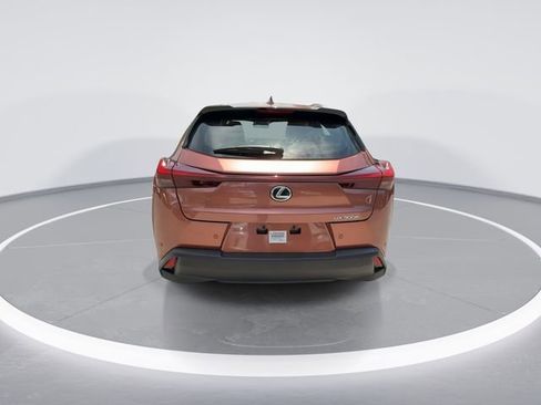 Certified 2025 Lexus UX 300h FWD w/ Accessory Package (Z1) image 7