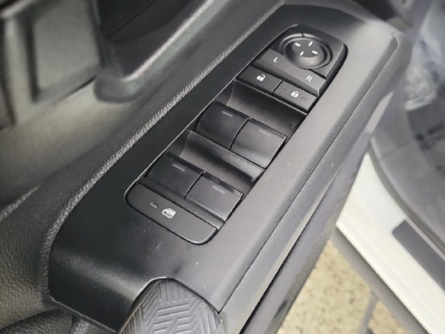 Used 2024 Toyota Tacoma SR5 w/ SR5 Upgrade Package AWD/4WD image 24