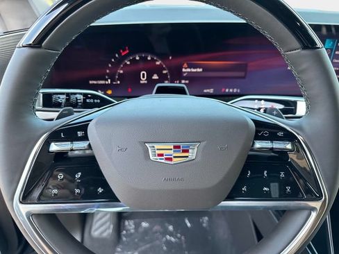 New 2026 Cadillac Escalade Luxury w/ LPO, Radiant Package AWD/4WD image 30