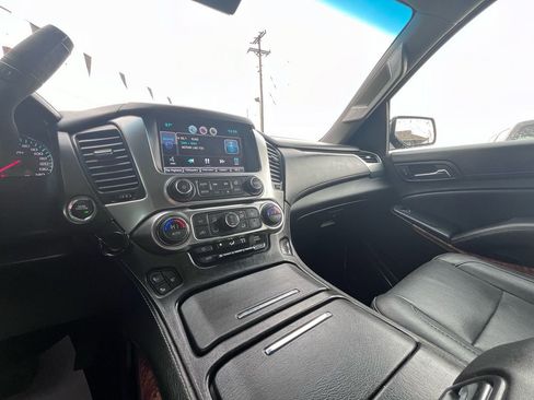 Used 2015 Chevrolet Suburban LTZ image 11
