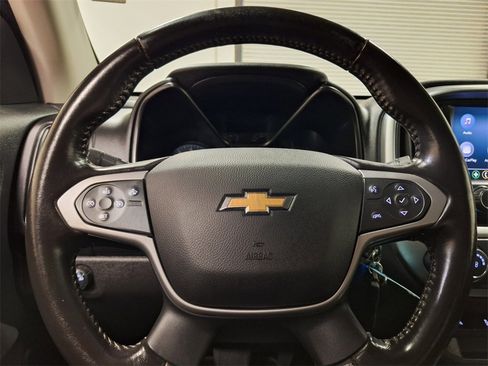 Used 2022 Chevrolet Colorado LT w/ Fleet Safety Package image 18