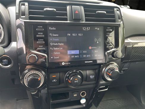 Used 2021 Toyota 4Runner TRD Off-Road Premium w/ Moonroof Package AWD/4WD image 23