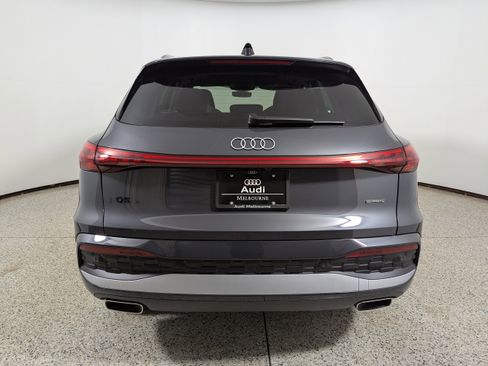Certified 2025 Audi Q5 Premium Plus AWD/4WD image 6