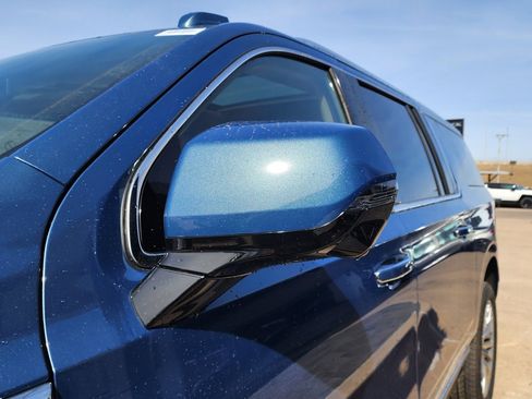 New 2026 GMC Yukon XL Denali w/ Sun & Power Step Package image 11