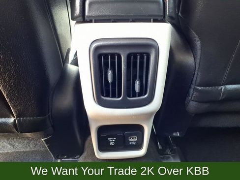 Used 2020 Jeep Compass Limited AWD/4WD image 12