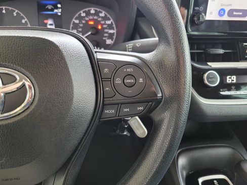 Used 2024 Toyota Corolla LE image 19