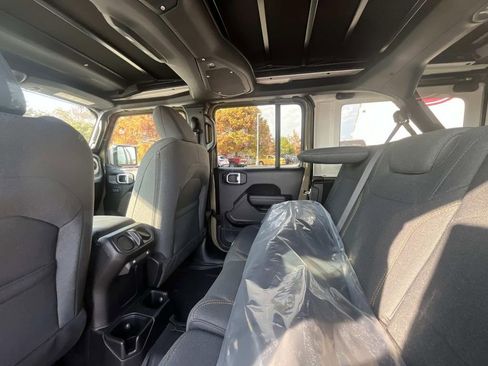 New 2026 Jeep Wrangler Unlimited Sport AWD/4WD image 11