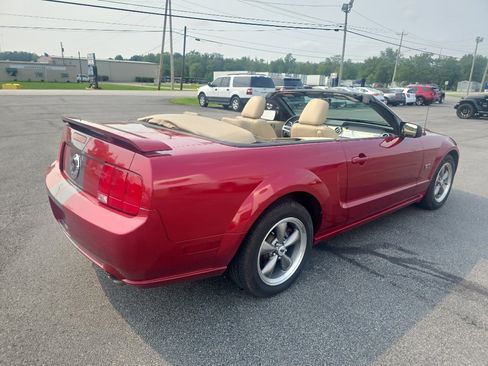 Used 2005 Ford Mustang GT Premium RWD image 6