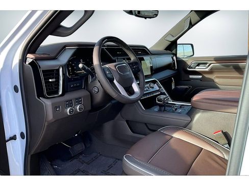 New 2026 GMC Sierra 1500 Denali AWD/4WD image 7