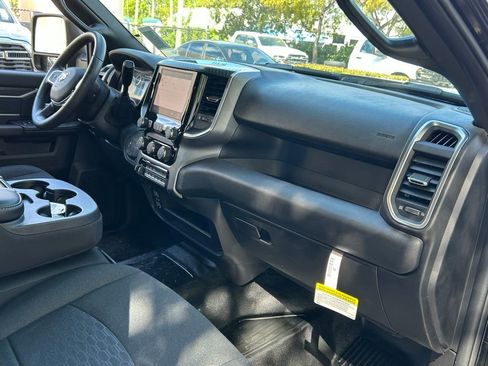 New 2025 RAM 3500 Big Horn image 32