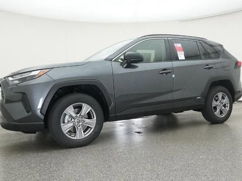 New 2025 Toyota RAV4 LE image 18