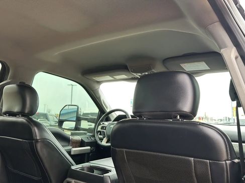 Used 2019 Ford F250 Lariat w/ Chrome Package image 81