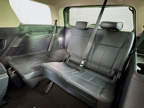 Used 2024 Ford Expedition XLT image 21