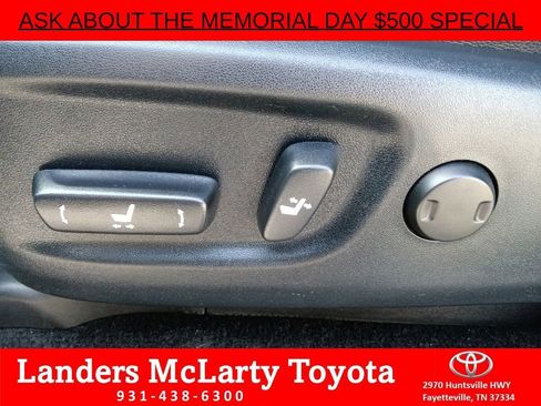 Used 2023 Toyota 4Runner TRD Off-Road Premium w/ Moonroof Package AWD/4WD image 16